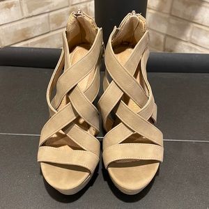 Chinese Laundry Wedges